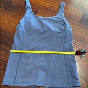 lululemon Sculpt it Tank in Greyvy Size 10  (147)